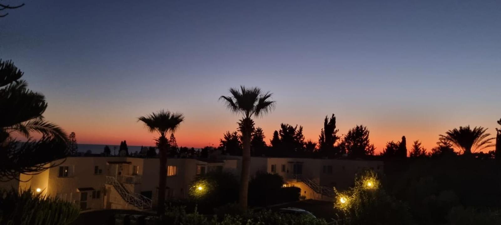 Apartamento Modern Seaview Townhouse In Coral Bay (Adults Only) Peyia Exterior foto
